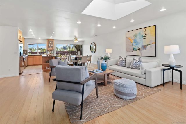 15155 Calle Juanito, San Diego, CA 92129