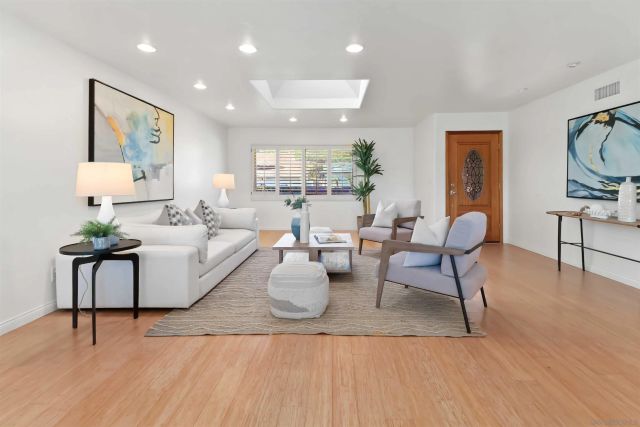 15155 Calle Juanito, San Diego, CA 92129