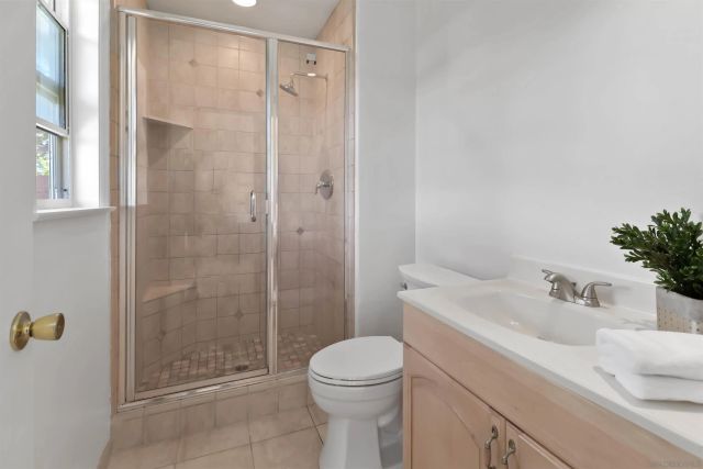 15155 Calle Juanito, San Diego, CA 92129