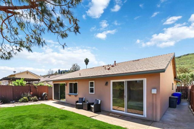 15155 Calle Juanito, San Diego, CA 92129