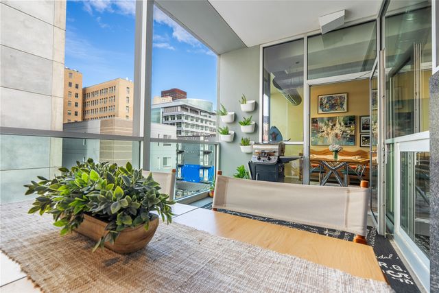 111 10th Street 406, Des Moines, IA 50309