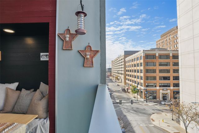 111 10th Street 406, Des Moines, IA 50309