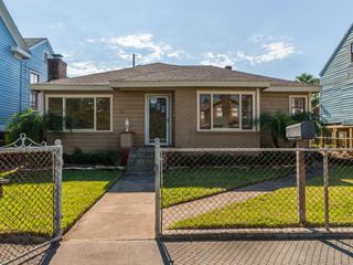1409 Winnie Street, Galveston, TX 77550
