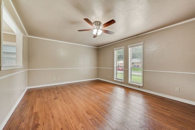 5033 Avery Lane, The Colony, TX 75056