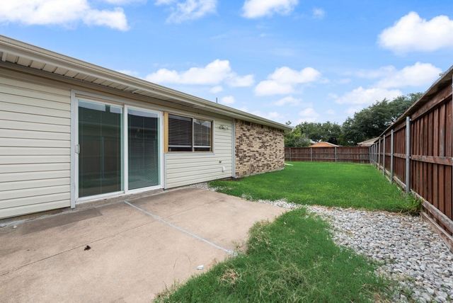5033 Avery Lane, The Colony, TX 75056