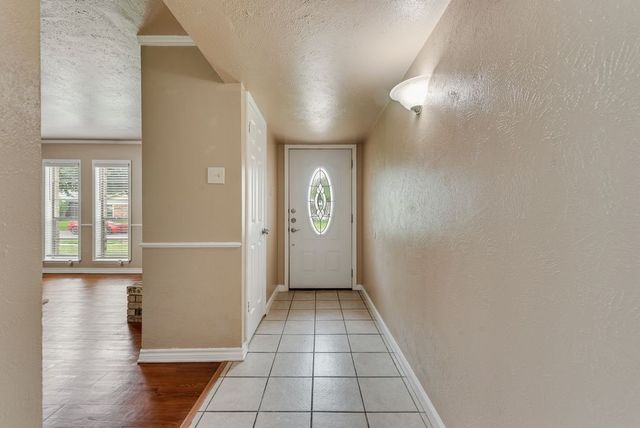 5033 Avery Lane, The Colony, TX 75056