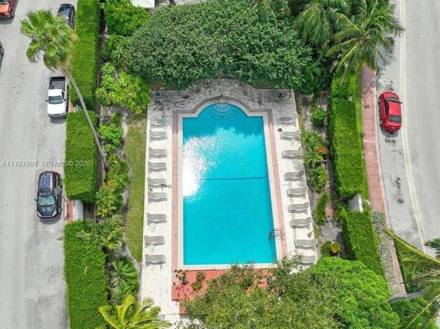 255 W 24th Street 136, Miami Beach, FL 33140