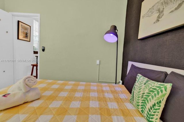 255 W 24th Street 136, Miami Beach, FL 33140