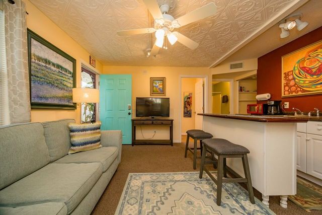 232 RIBERIA ST, St Augustine, FL 32084