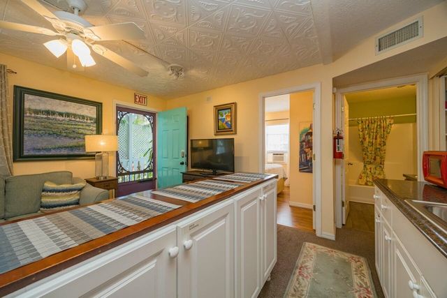 232 RIBERIA ST, St Augustine, FL 32084