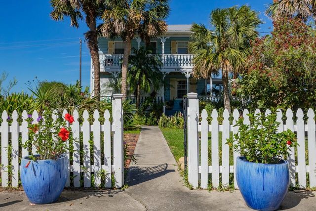 232 RIBERIA ST, St Augustine, FL 32084