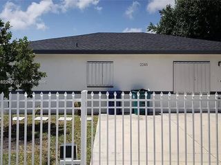 2285 NW 91 ST 0, Miami, FL 33147