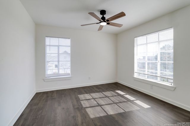 2323 E Crockett, San Antonio, TX 78202