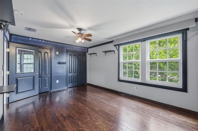 512 DUNAWAY DRIVE, Valrico, FL 33594