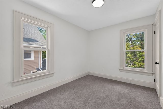 96 E Ido Avenue, Akron, OH 44301