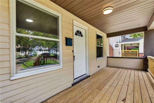 96 E Ido Avenue, Akron, OH 44301