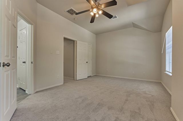 111 N Villa Oaks Drive, The Woodlands, TX 77382