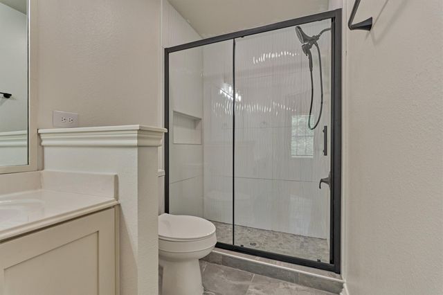 111 N Villa Oaks Drive, The Woodlands, TX 77382