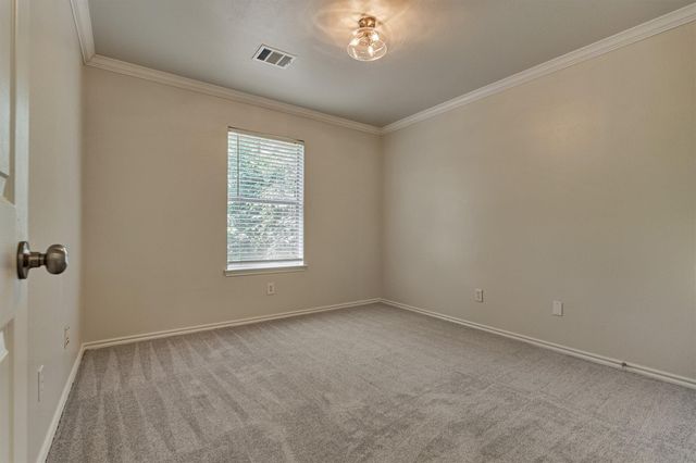111 N Villa Oaks Drive, The Woodlands, TX 77382