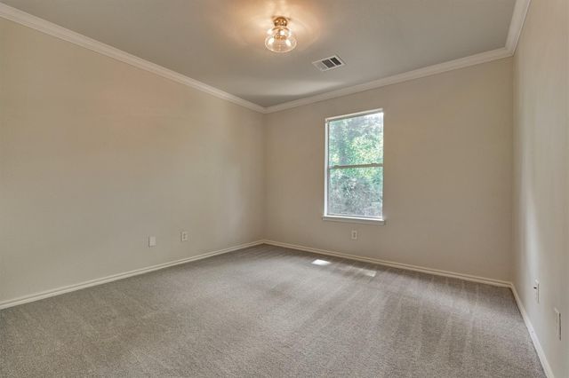 111 N Villa Oaks Drive, The Woodlands, TX 77382