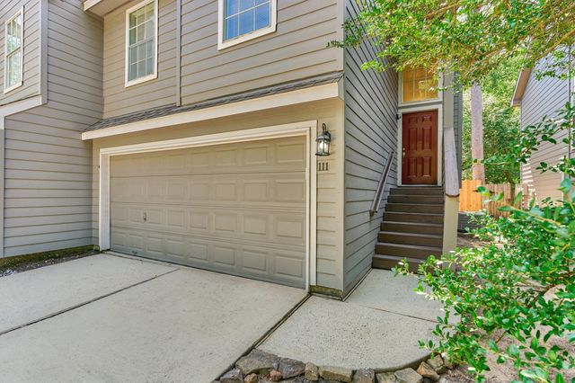 111 N Villa Oaks Drive, The Woodlands, TX 77382