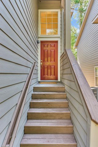 111 N Villa Oaks Drive, The Woodlands, TX 77382