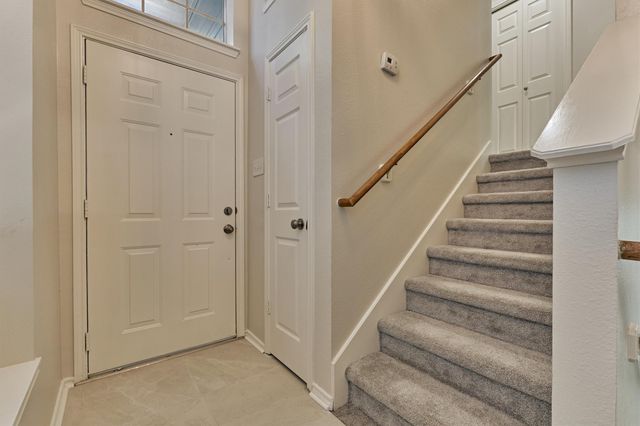 111 N Villa Oaks Drive, The Woodlands, TX 77382