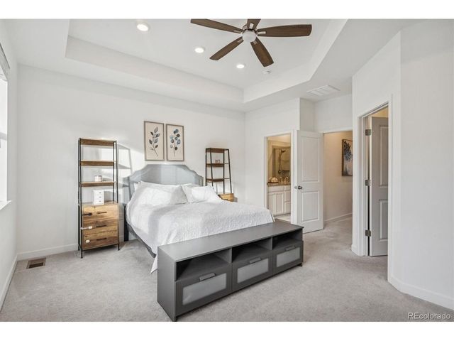 2022 S Upham Way, Lakewood, CO 80227