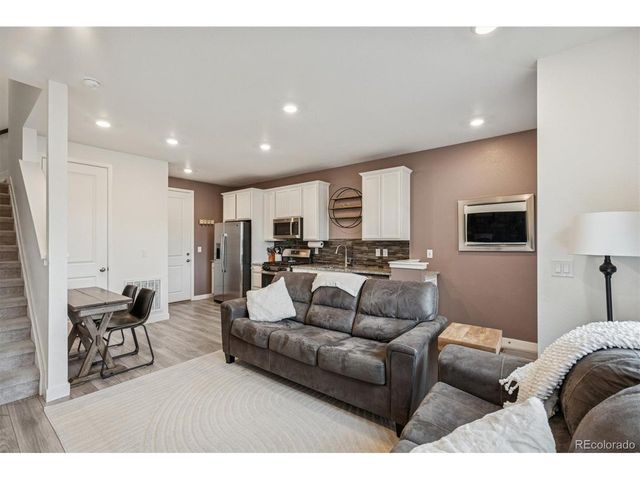 2022 S Upham Way, Lakewood, CO 80227