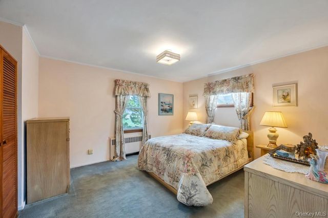 200 Victory Drive, Massapequa Park, NY 11762