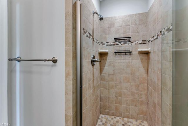413 Longleaf RD, Virginia Beach, VA 23454