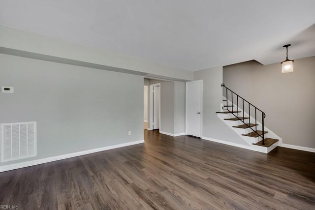 413 Longleaf RD, Virginia Beach, VA 23454
