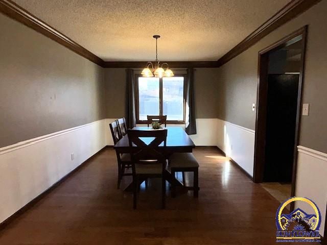 3855 SW Gamwell RD, Topeka, KS 66610