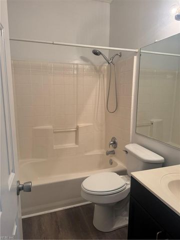 808 First Light CT, Newport News, VA 23602