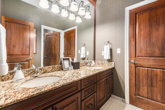 5707 S Lake Street 5B, Glen Arbor, MI 49636