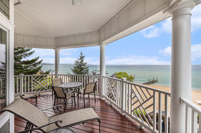 5707 S Lake Street 5B, Glen Arbor, MI 49636