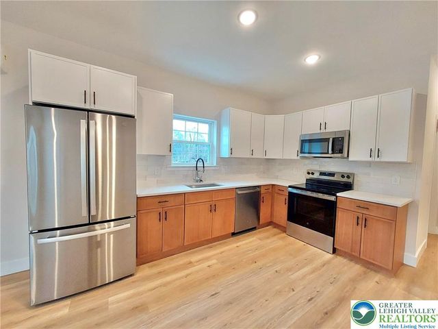 635 Line Street B, Easton, PA 18042