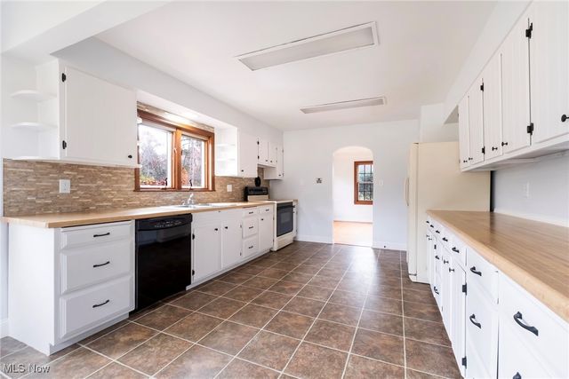 5025 Lockwood Boulevard, Youngstown, OH 44511