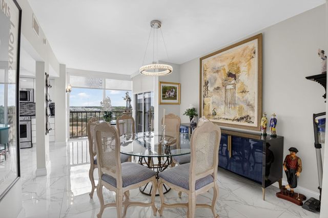 7786 Lakeside Boulevard 684, Boca Raton, FL 33434