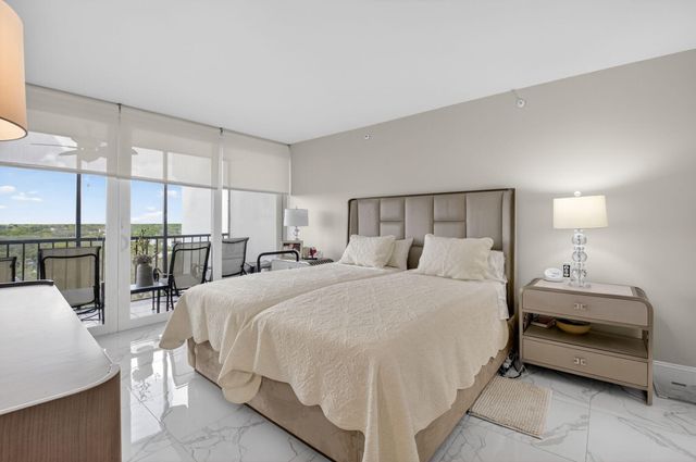 7786 Lakeside Boulevard 684, Boca Raton, FL 33434