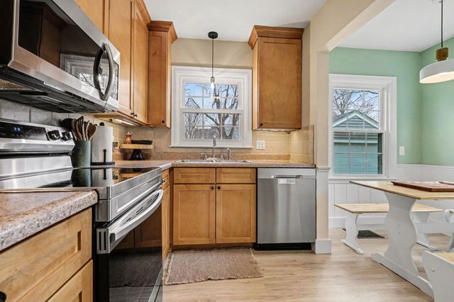 2415 Aleda Avenue SE, Grand Rapids, MI 49507