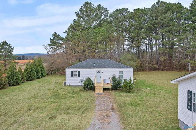 156-A Dudley Lane, Owens Cross Roads, AL 35763