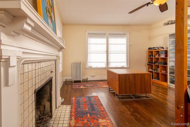 22 Edison Street, Detroit, MI 48202