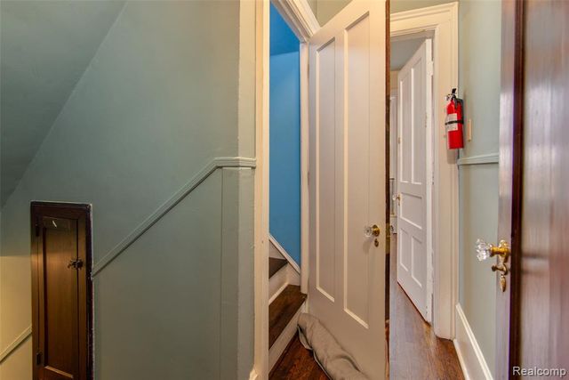 22 Edison Street, Detroit, MI 48202