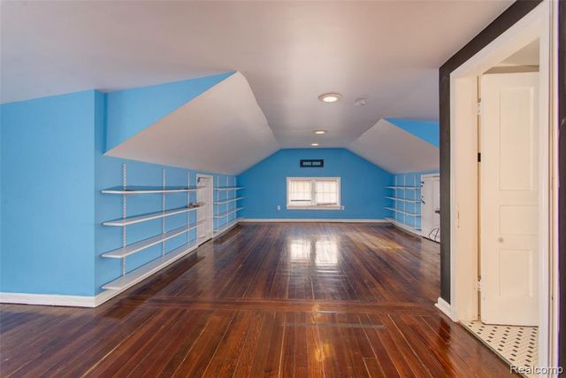 22 Edison Street, Detroit, MI 48202