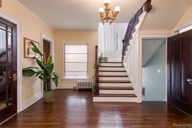 22 Edison Street, Detroit, MI 48202