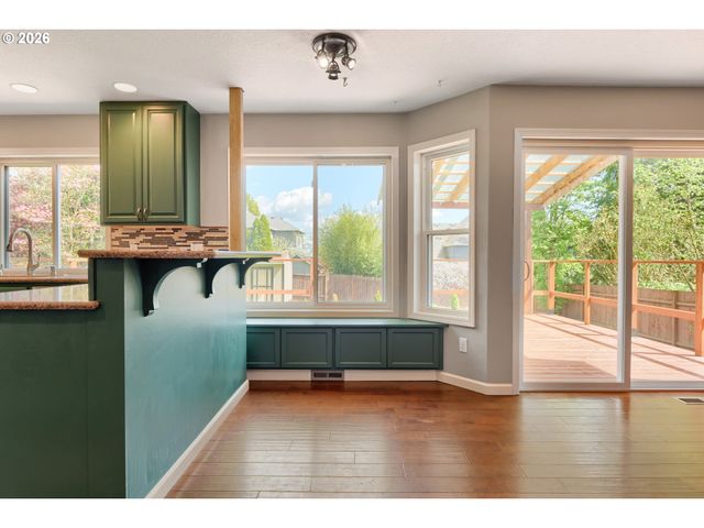 23854 Sw ALDERGROVE Ave, Sherwood, OR 97140