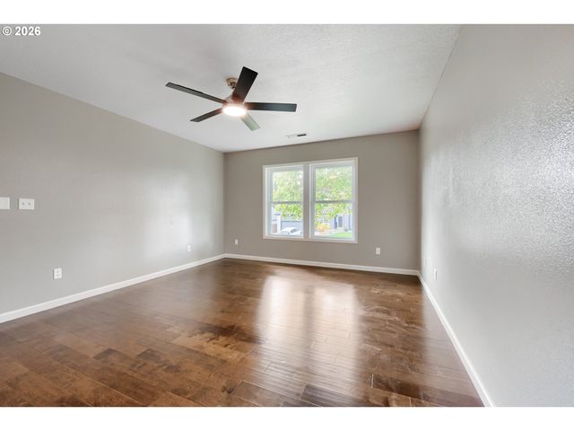 23854 Sw ALDERGROVE Ave, Sherwood, OR 97140