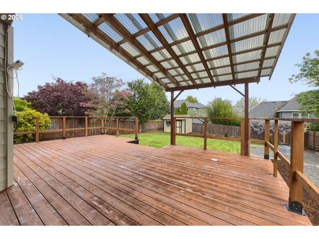 23854 Sw ALDERGROVE Ave, Sherwood, OR 97140