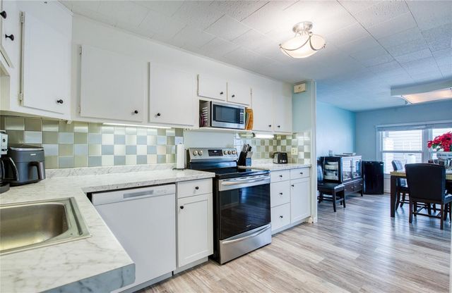 18675 US HIGHWAY 19 N 217, Clearwater, FL 33764